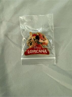 Disney Lorcana Mickey Mouse – Brave Little Tailor pin